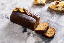Load image into Gallery viewer, Gingerbread Travel Cake
