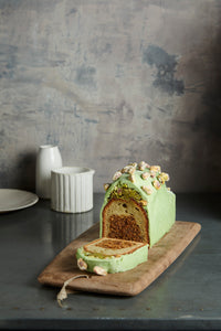 Pistachio Travel Cake